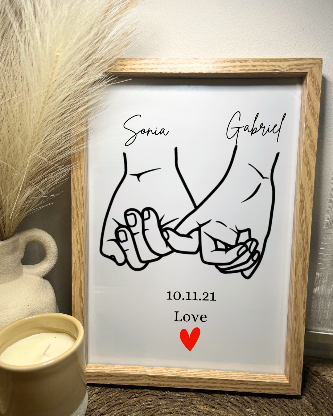 Cadre personnalisé couple mains et prénoms