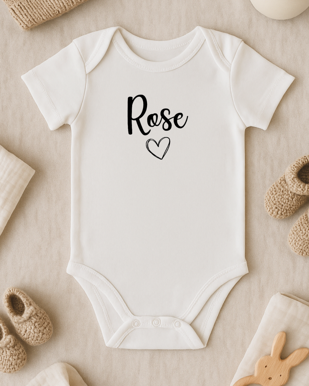 Body bébé personnalisé avec prénom et coeur