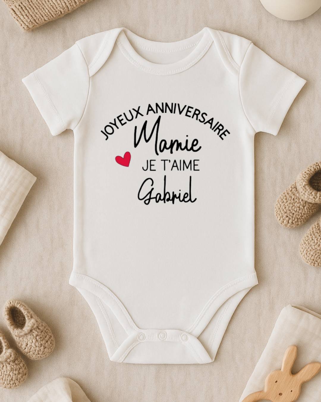 Body bébé personnalisé, joyeux anniversaire mamie je t'aie Gabriel, texte modifiable