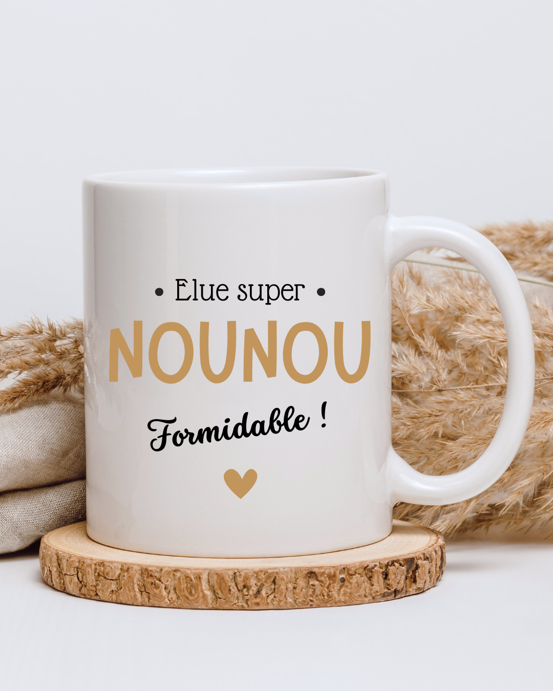 mug personnalisé, élue super nounou formidable , texte modifiable